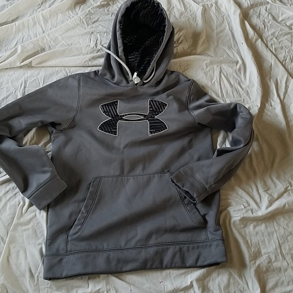 Under Armour holder fleece